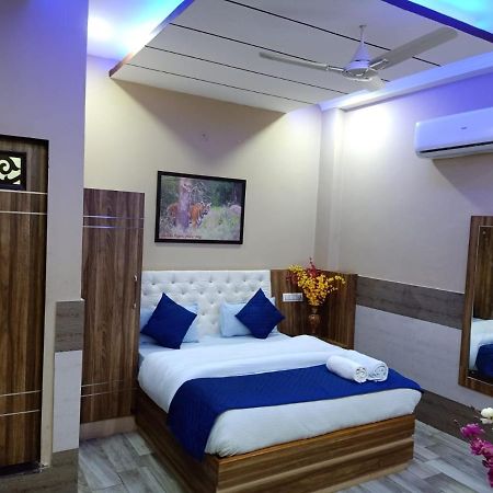 Maan Hotel And Restaurant Алвар Экстерьер фото