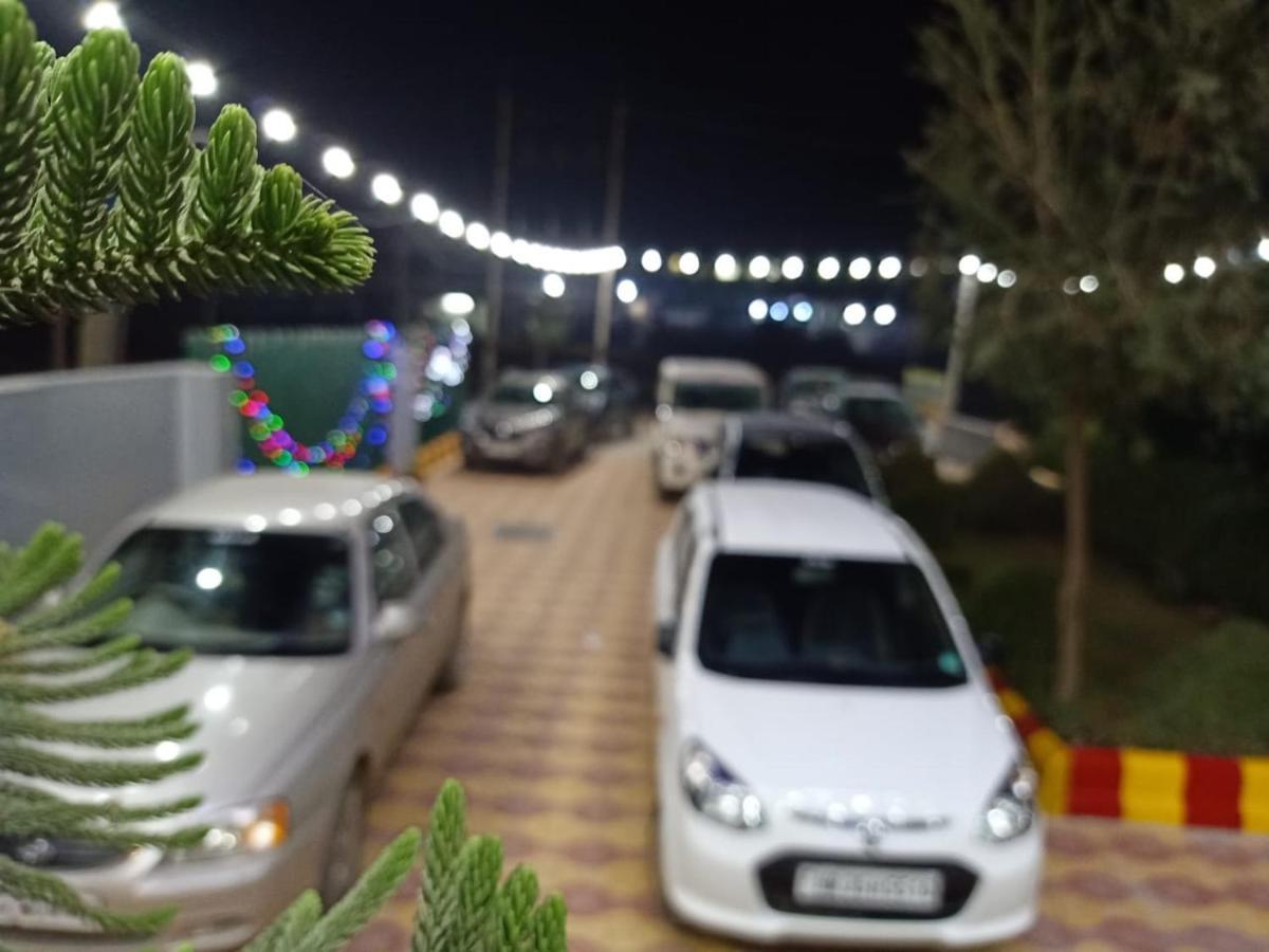 Maan Hotel And Restaurant Алвар Экстерьер фото